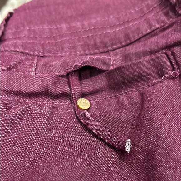 Butt Lifting Burgundy Women’s Colombian Jeans - Picture 6 of 6
